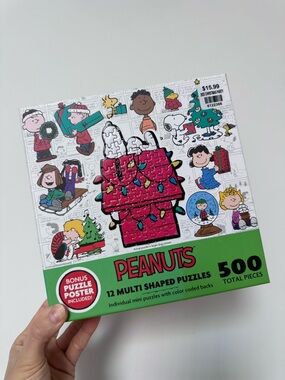 Peanuts Holiday Puzzle Set - 500 Pieces, never opened